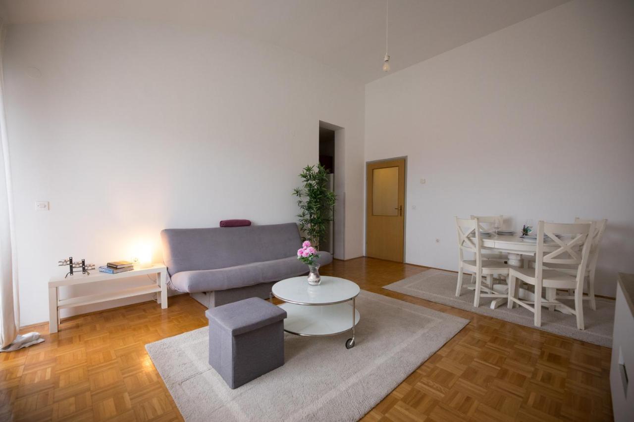 Ferienwohnung Apartman Ana Osijek Exterior foto